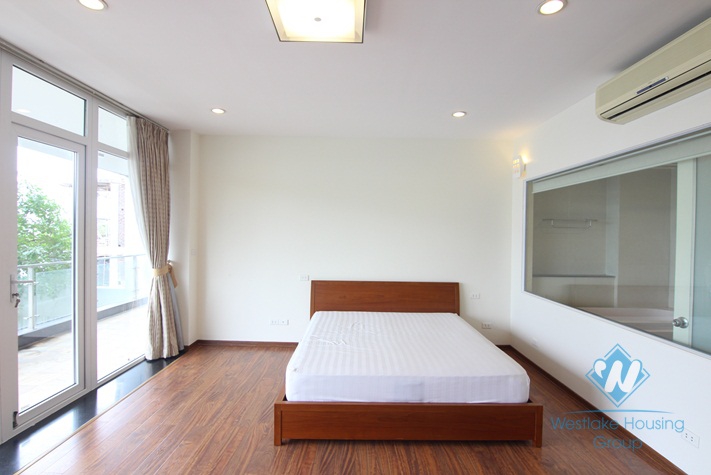 Modern three bedroom apartment for rent in Tay Ho, Ha Noi